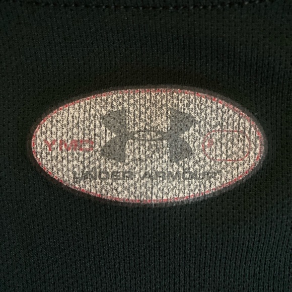 🎉5/$20 Boy’s UA Tee - Picture 9 of 16